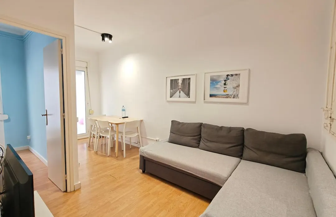 Cozy Apartment In Gracia-1