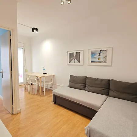 Cozy Apartment In Gracia-2